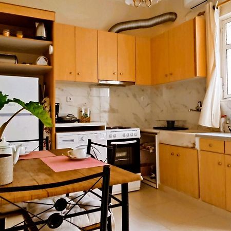 Next To Metro! Bright Apartment With Fully Equipped Kitchen Aten Exteriör bild
